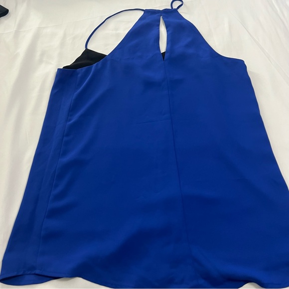 Express Reversible Cami - Picture 2 of 4